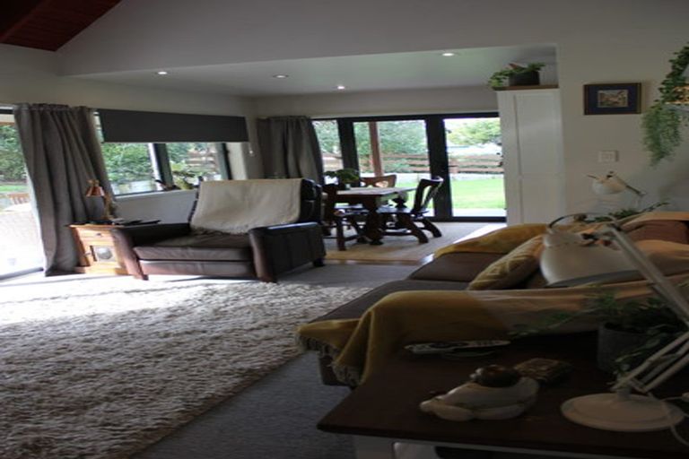 Photo of property in 388 Pine Valley Road, Dairy Flat, Silverdale, 0992