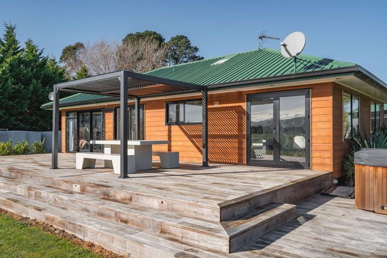 Photo of property in 65a Connollys Line, Carterton, 5713