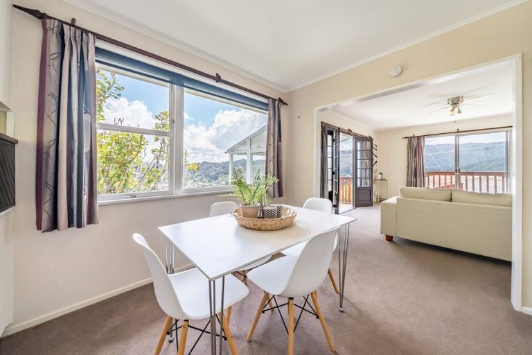 Photo of property in 75 Logie Street, Stokes Valley, Lower Hutt, 5019