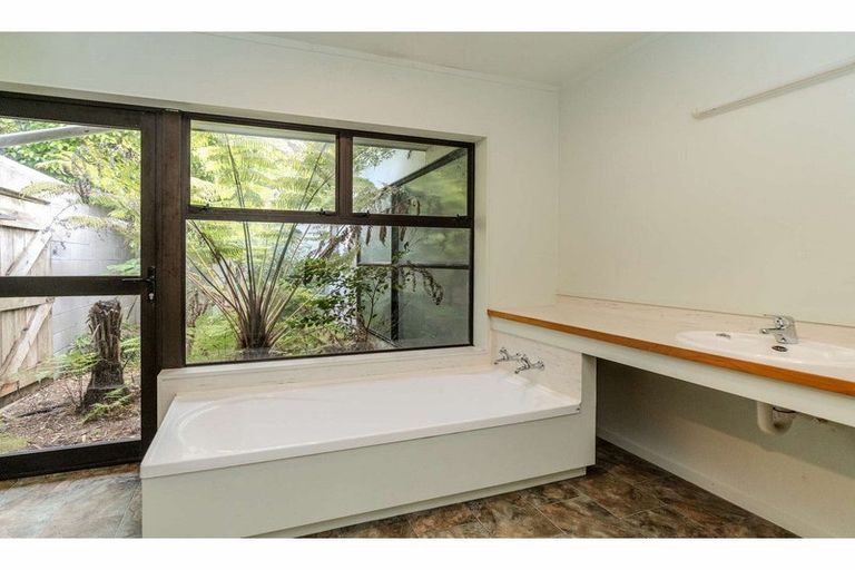 Photo of property in 73 Cottle Hill Drive, Kerikeri, 0293