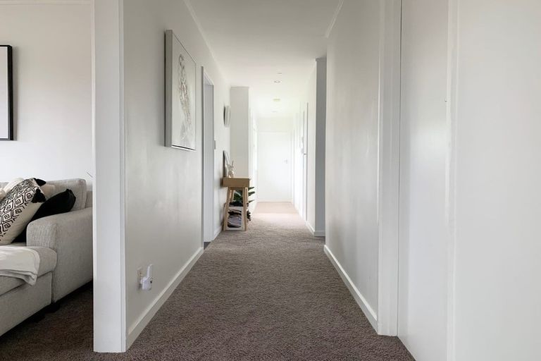 Photo of property in 1/35 Orams Road, Hillpark, Auckland, 2102