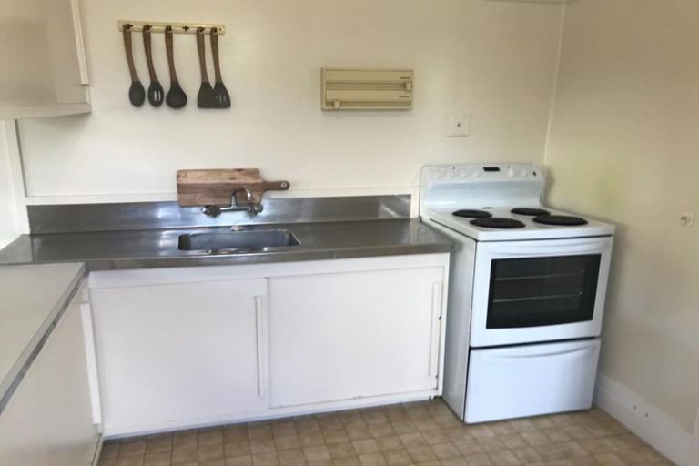 Photo of property in 16 Kawerau Avenue, Devonport, Auckland, 0624