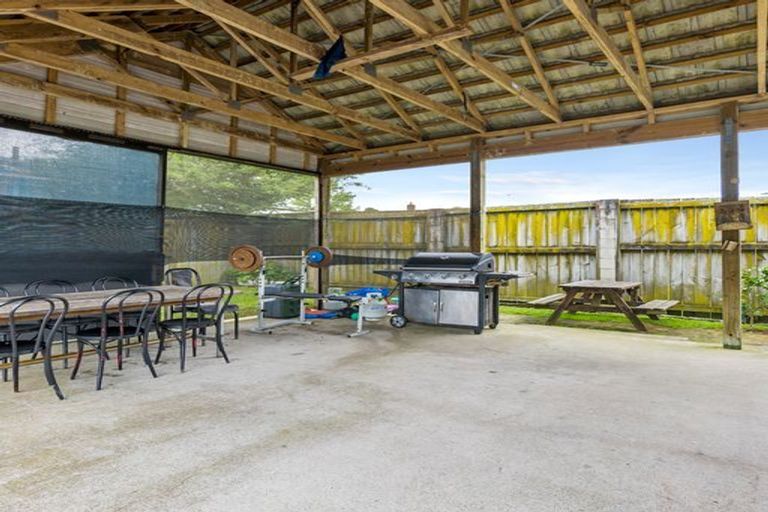 Photo of property in 182 Beach Haven Road, Beach Haven, Auckland, 0626