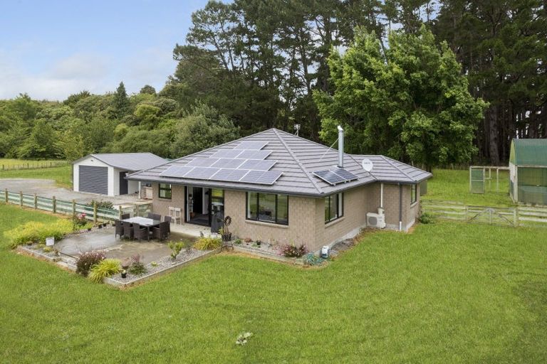 Photo of property in 81 Halls Road, Pahiatua, 4910