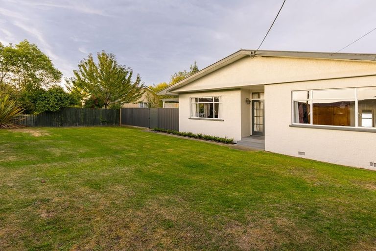 Photo of property in 6 Oxford Street, Waimate, 7924