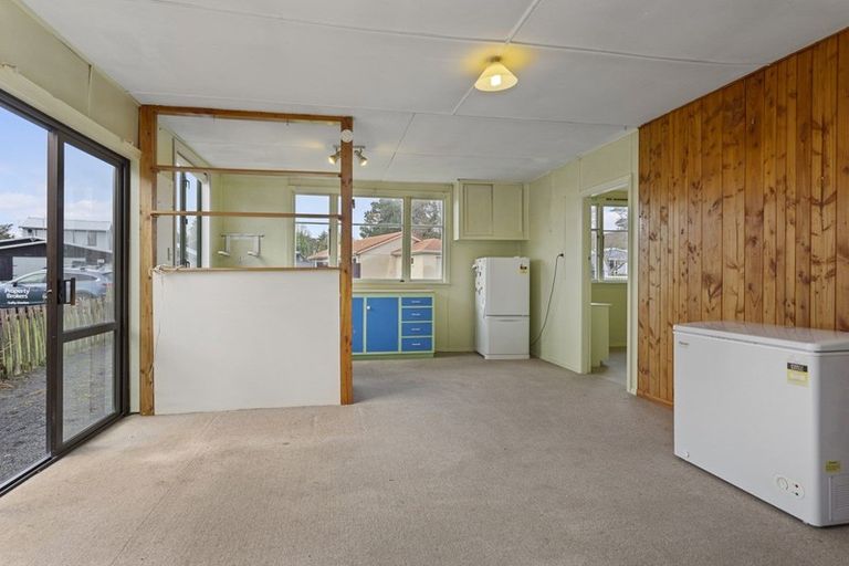 Photo of property in 75 Park Terrace, Waikuku Beach, 7473