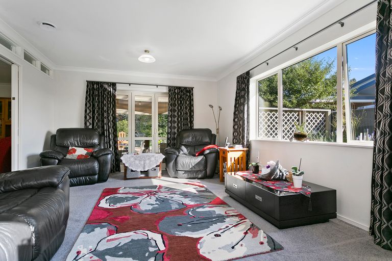 Photo of property in 2 Kingsley Street, Leamington, Cambridge, 3432