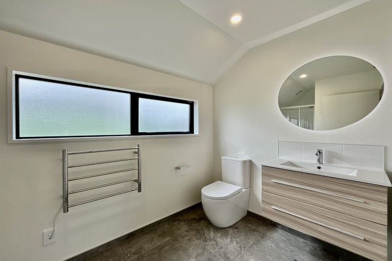 Photo of property in 2/27 Evesham Crescent, Spreydon, Christchurch, 8024