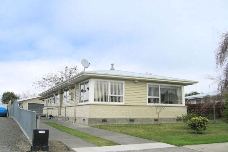 Photo of property in 74 Leicester Avenue, Tamatea, Napier, 4112