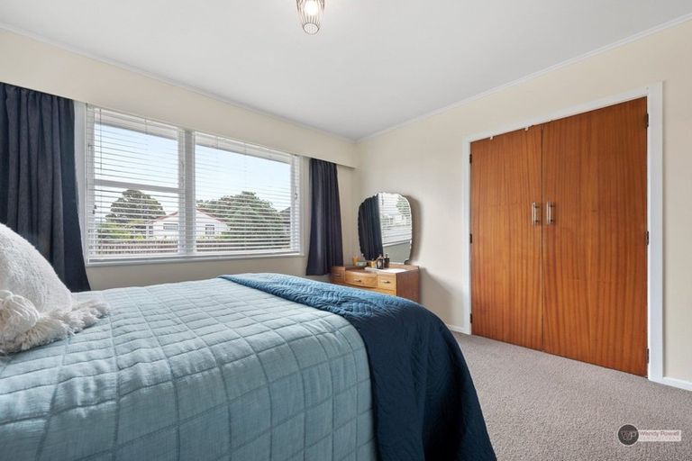 Photo of property in 25a Porutu Street, Fairfield, Lower Hutt, 5011
