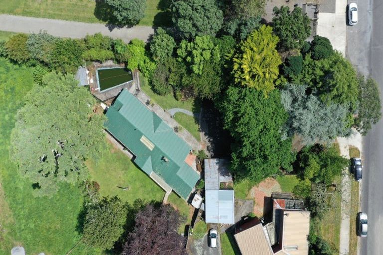 Photo of property in 189 Queen Street West, Levin, 5510