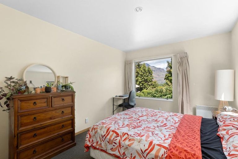 Photo of property in 1b Kent Street, Queenstown, 9300