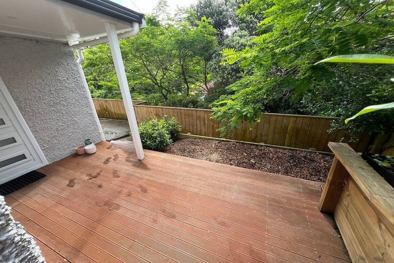 Photo of property in 49 Severn Street, Island Bay, Wellington, 6023