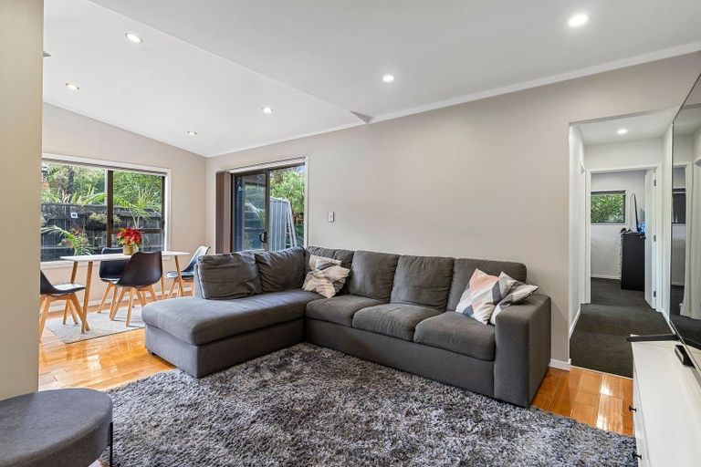 Photo of property in 41 Melba Street, Beach Haven, Auckland, 0626