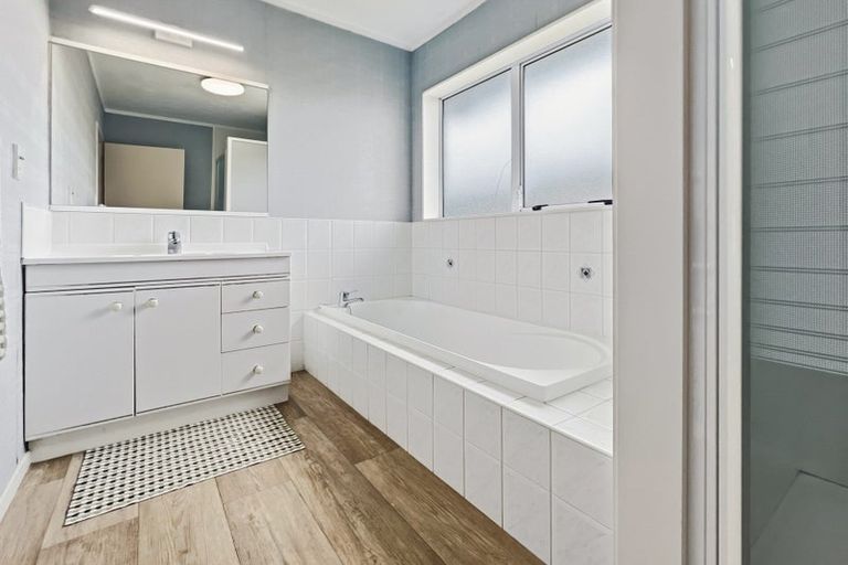 Photo of property in 51b O'connor Drive, Pukekohe, 2120