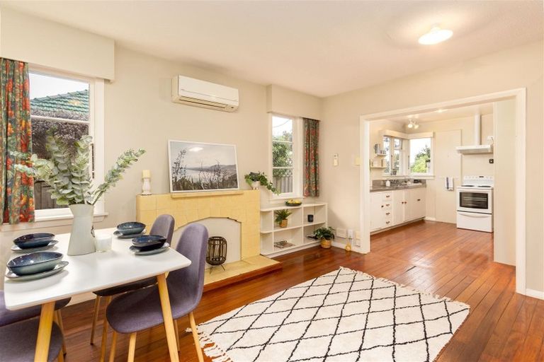 Photo of property in 132 Yaldhurst Road, Sockburn, Christchurch, 8042