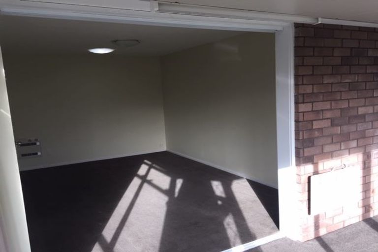 Photo of property in 8 Hoon Hay Road, Hoon Hay, Christchurch, 8025