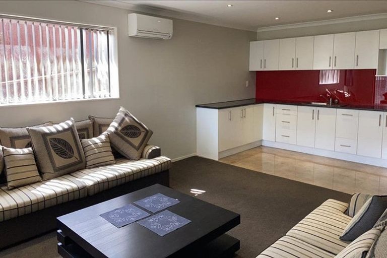 Photo of property in 5 Dawood Place, The Gardens, Auckland, 2105