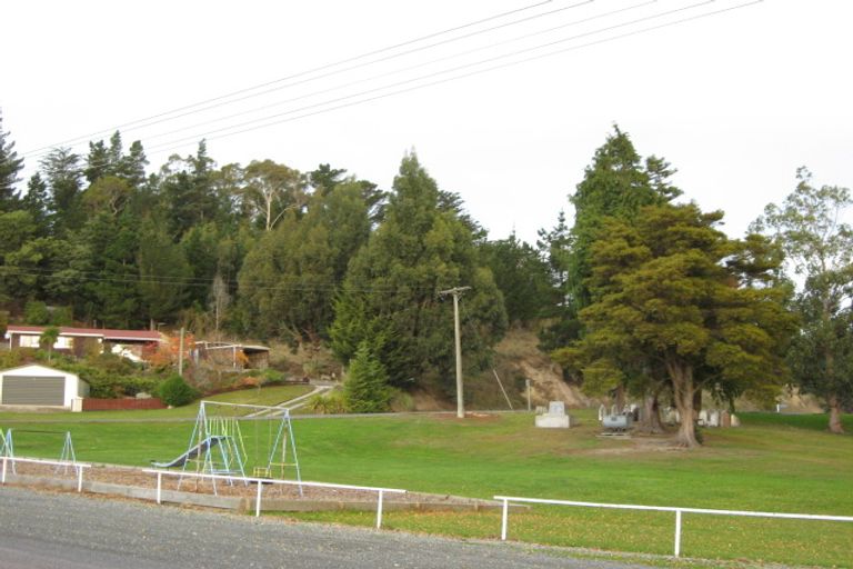 Photo of property in 28 Exmouth Street, Kaitangata, 9210
