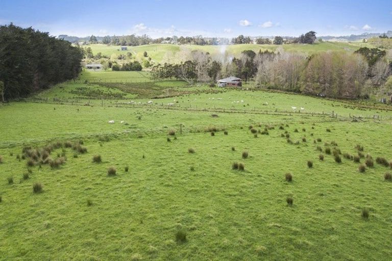 Photo of property in 234 Forestry Road, Waitoki, Kaukapakapa, 0871