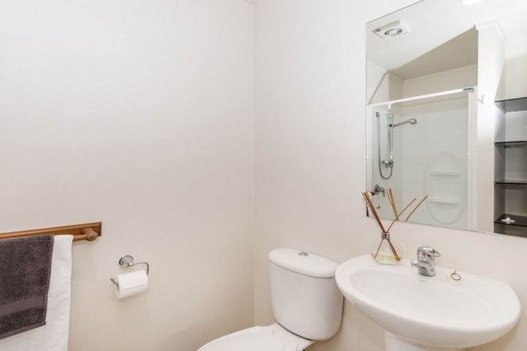 Photo of property in 145 Victoria Street West, Onehunga, Auckland, 1061