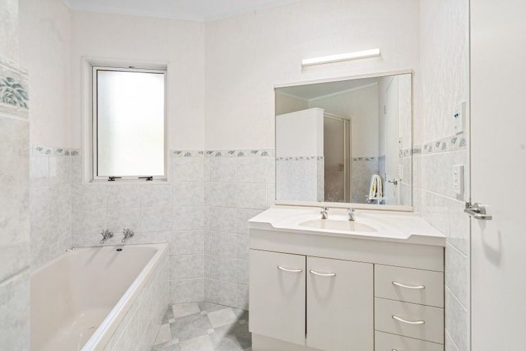 Photo of property in 5 Highland Lass Place, Langs Beach, Waipu, 0582