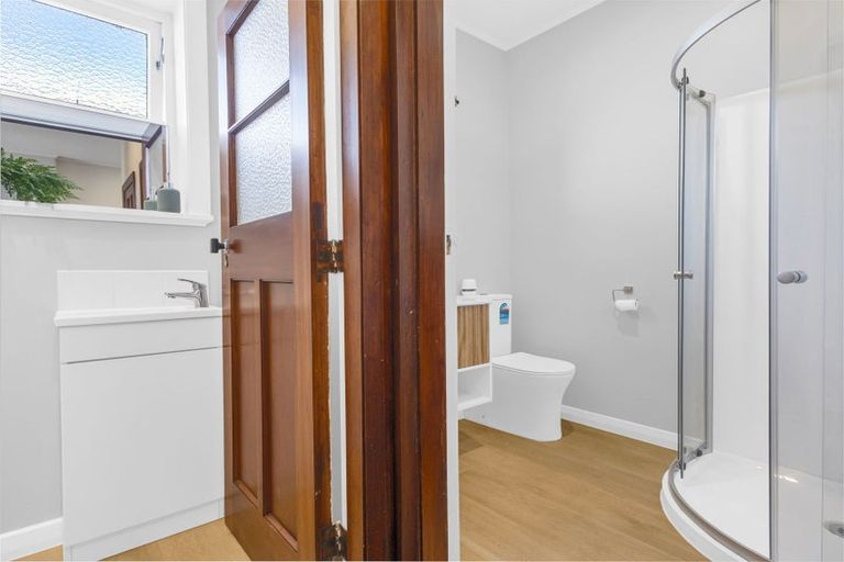 Photo of property in 7a Nathan Place, West End, Palmerston North, 4412