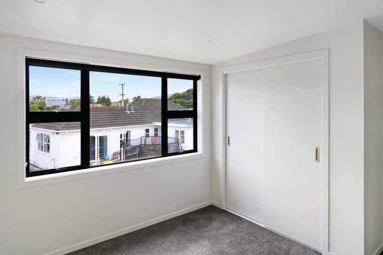 Photo of property in 9/489 Riverside Drive, Fairfield, Lower Hutt, 5011