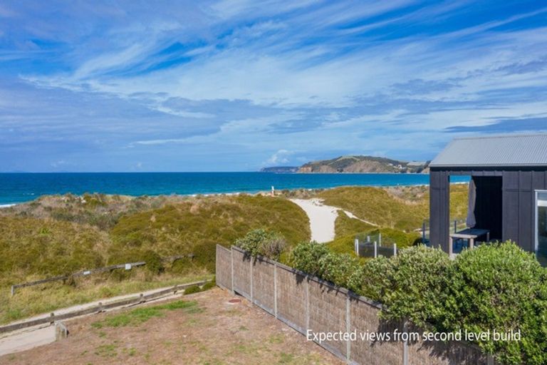 Photo of property in 5 Matariki Street, Omaha, 0986