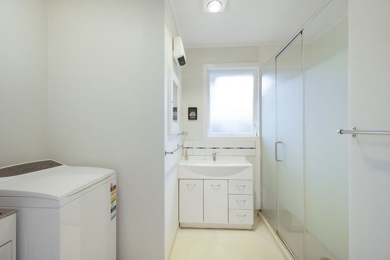 Photo of property in 1a Leybourne Avenue, Waikanae, 5036