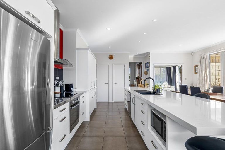 Photo of property in 11 Hawkridge Heights, Bethlehem, Tauranga, 3110