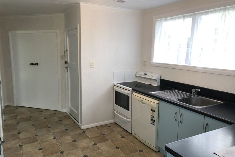 Photo of property in 35 Aspiring Avenue, Milson, Palmerston North, 4414