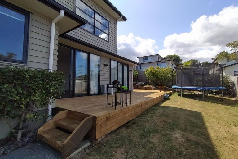 Photo of property in 14 Golden Morning Drive, Albany Heights, Auckland, 0632