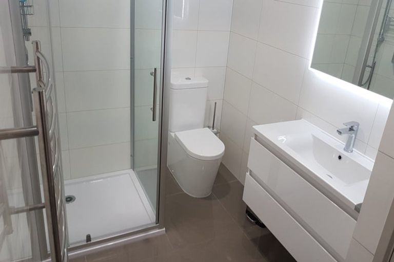 Photo of property in 30 Harland Street, Brooklyn, Wellington, 6021