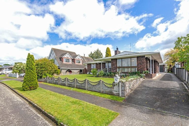 Photo of property in 20 Cedar Crescent, Feilding, 4702
