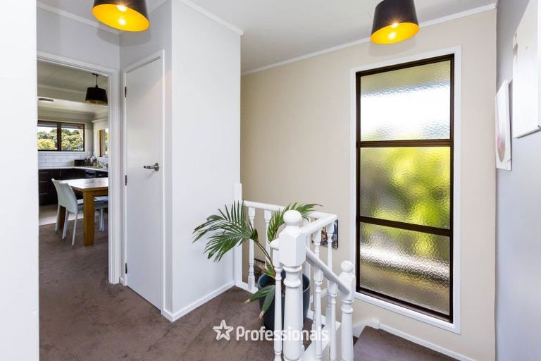 Photo of property in 1/4 Parera Grove, Heretaunga, Upper Hutt, 5018