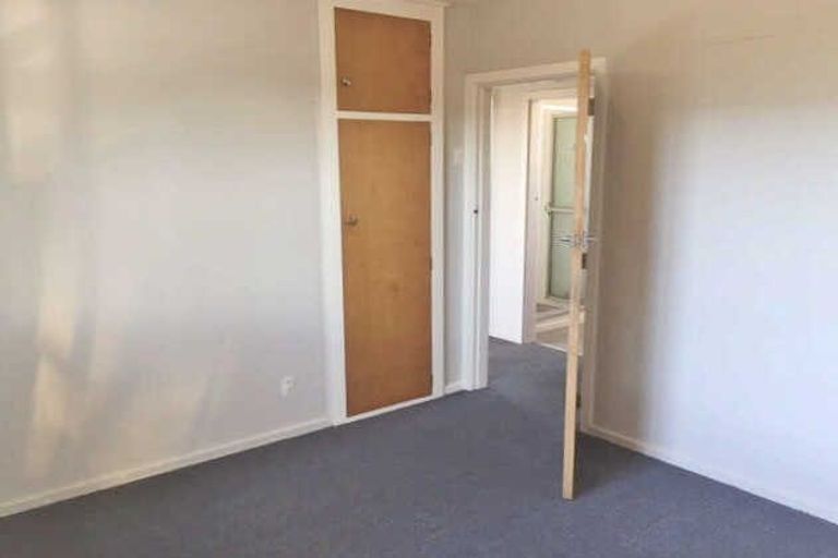 Photo of property in 21 Inwoods Road, Parklands, Christchurch, 8083