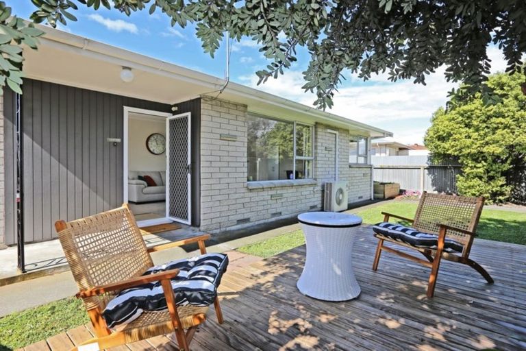 Photo of property in 1/606 Heretaunga Street East, Parkvale, Hastings, 4122
