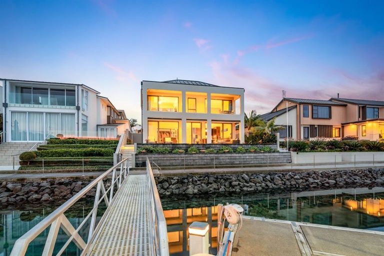 Photo of property in 36 Rue D' Amarres, Gulf Harbour, Whangaparaoa, 0930