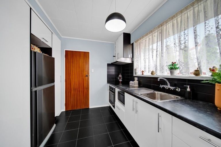 Photo of property in 162 Omata Road, Blagdon, New Plymouth, 4310