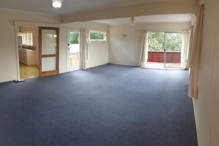 Photo of property in 18 Heath Avenue, Northcote, Auckland, 0627