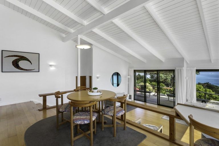 Photo of property in 200 Te Wahapu Road, Russell, 0272