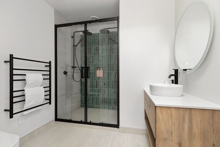 Photo of property in 60 Spur Ridge Rise, Jacks Point, 9371