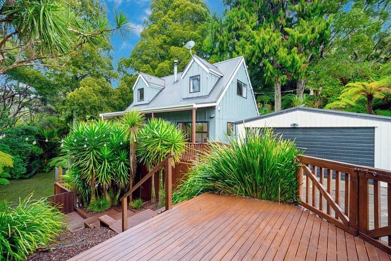 Photo of property in 169 Wairere Road, Waitakere, Henderson, 0782