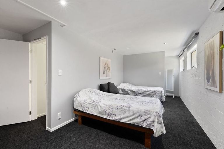 Photo of property in 9 Westburn Terrace, Burnside, Christchurch, 8041