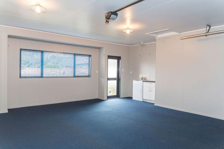 Photo of property in 19 King Street, Dannevirke, 4930