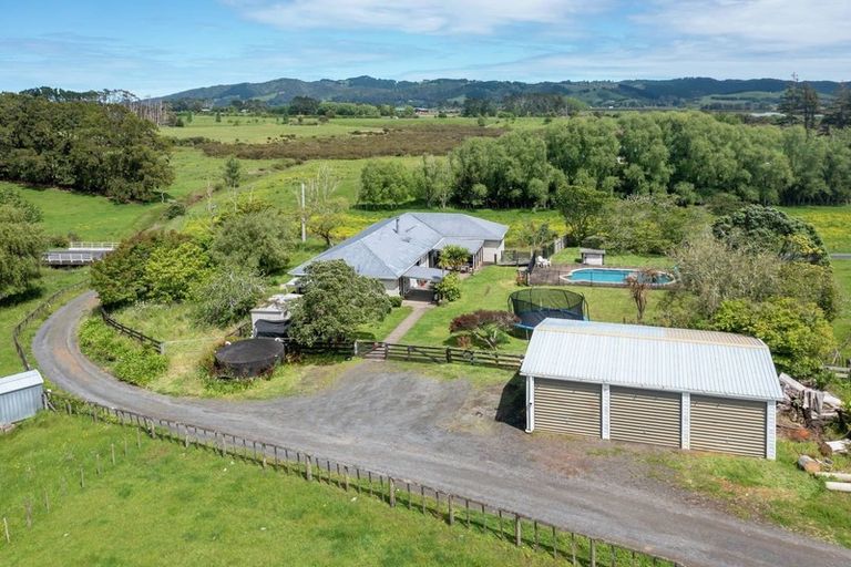 Photo of property in 731 Clevedon Kawakawa Road, Clevedon, Papakura, 2585
