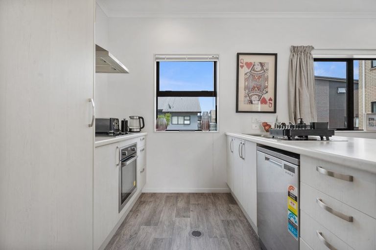 Photo of property in 1 Taruna Lane, Manukau, Auckland, 2104