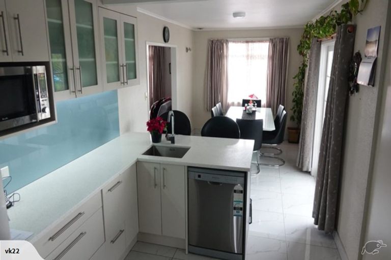 Photo of property in 37 Elliott Crescent, Havelock North, 4130