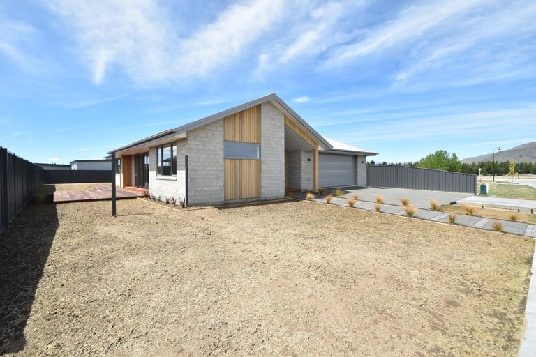 Photo of property in 41 Lakeland Avenue, Twizel, 7901